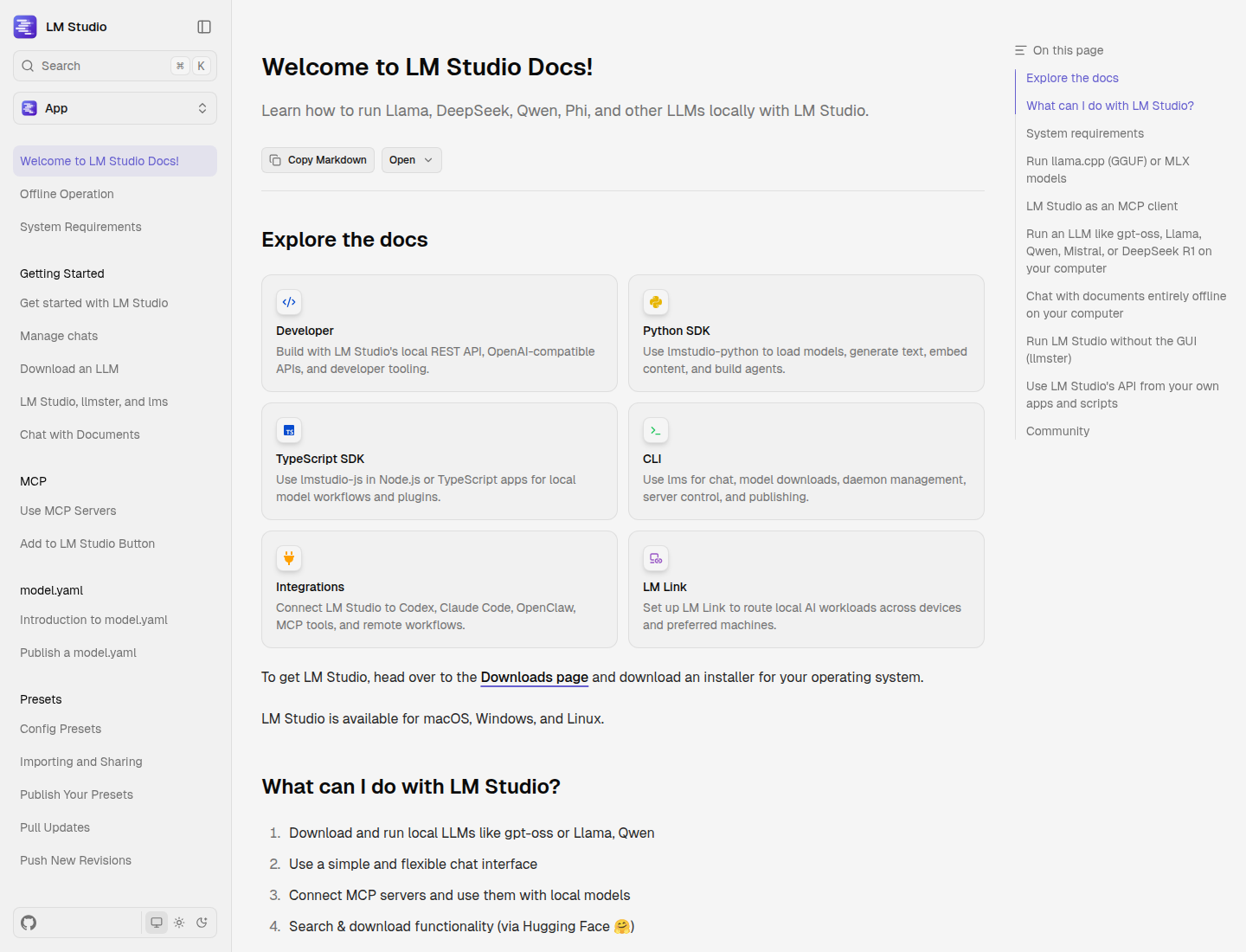 Screenshot dokumentasi LM Studio tentang penggunaan aplikasi dan fitur dasarnya.