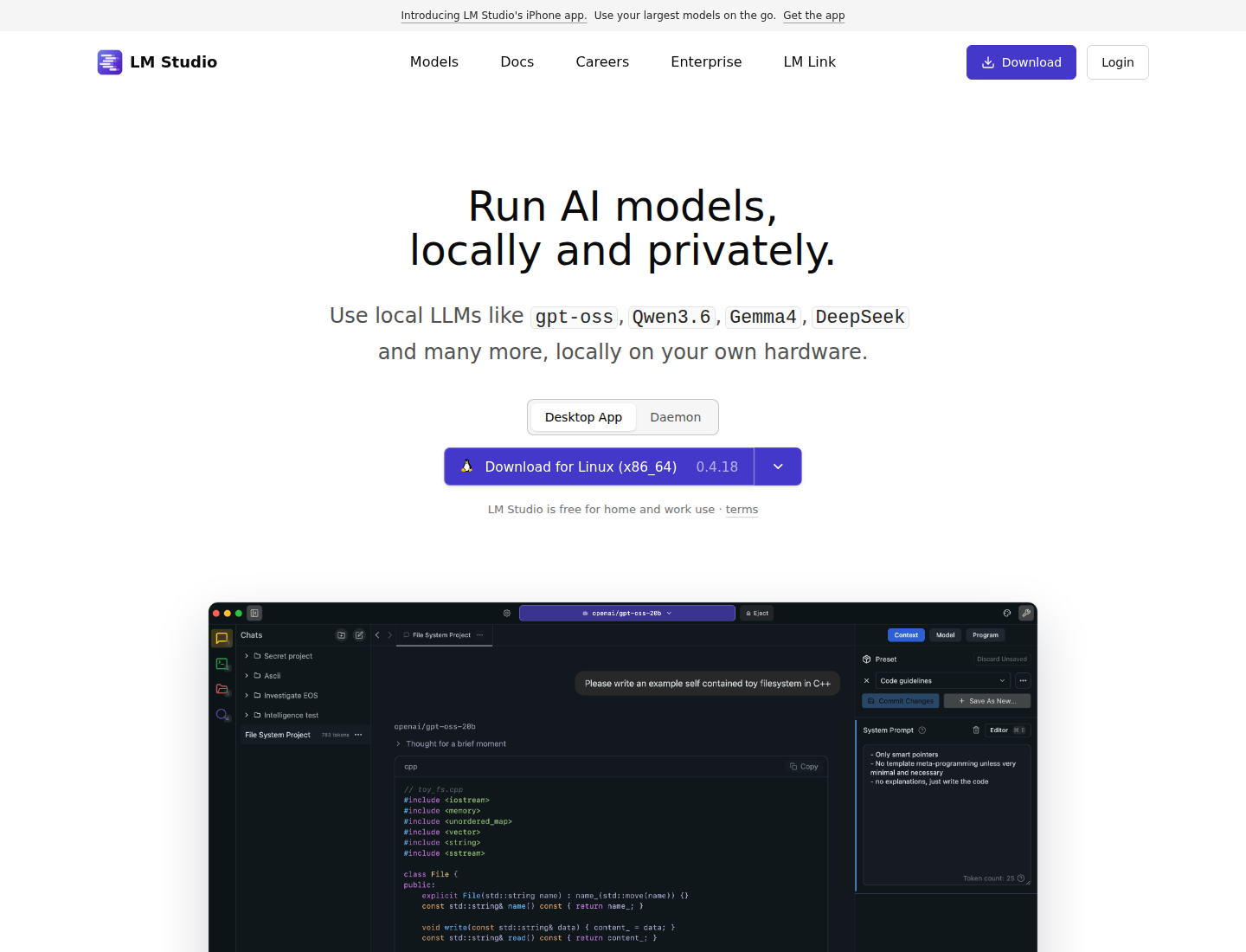 Screenshot halaman resmi LM Studio untuk menjalankan model AI lokal di komputer.